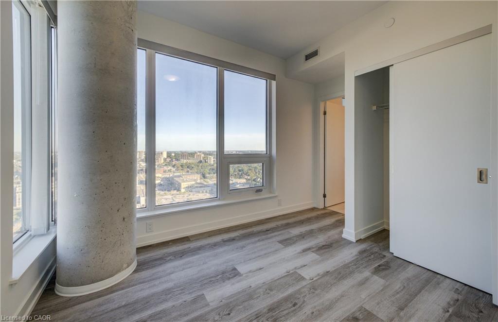 2302-15 Wellington Street S, Kitchener, ON - Indoor Photo Showing Other Room