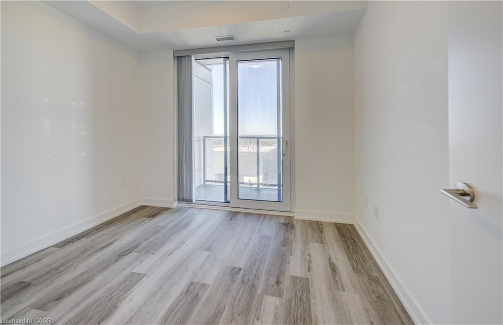 2302-15 Wellington Street S, Kitchener, ON - Indoor Photo Showing Other Room