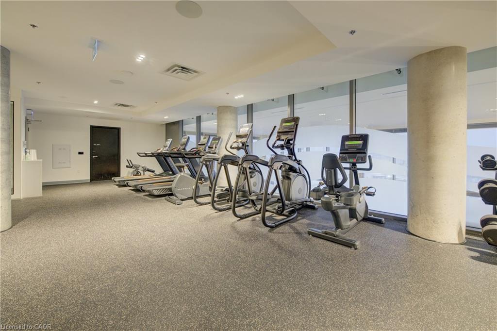2302-15 Wellington Street S, Kitchener, ON - Indoor Photo Showing Gym Room