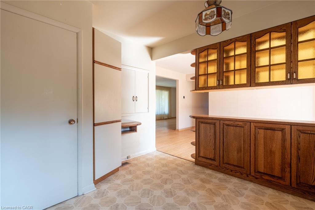 654 Hiawatha Boulevard, Ancaster, ON - Indoor Photo Showing Other Room