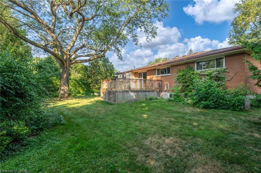 654 Hiawatha Boulevard, Ancaster, ON - Outdoor With Deck Patio Veranda