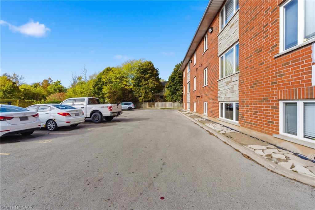 302-111 Smits Cove, Smithville, ON - Outdoor With Exterior