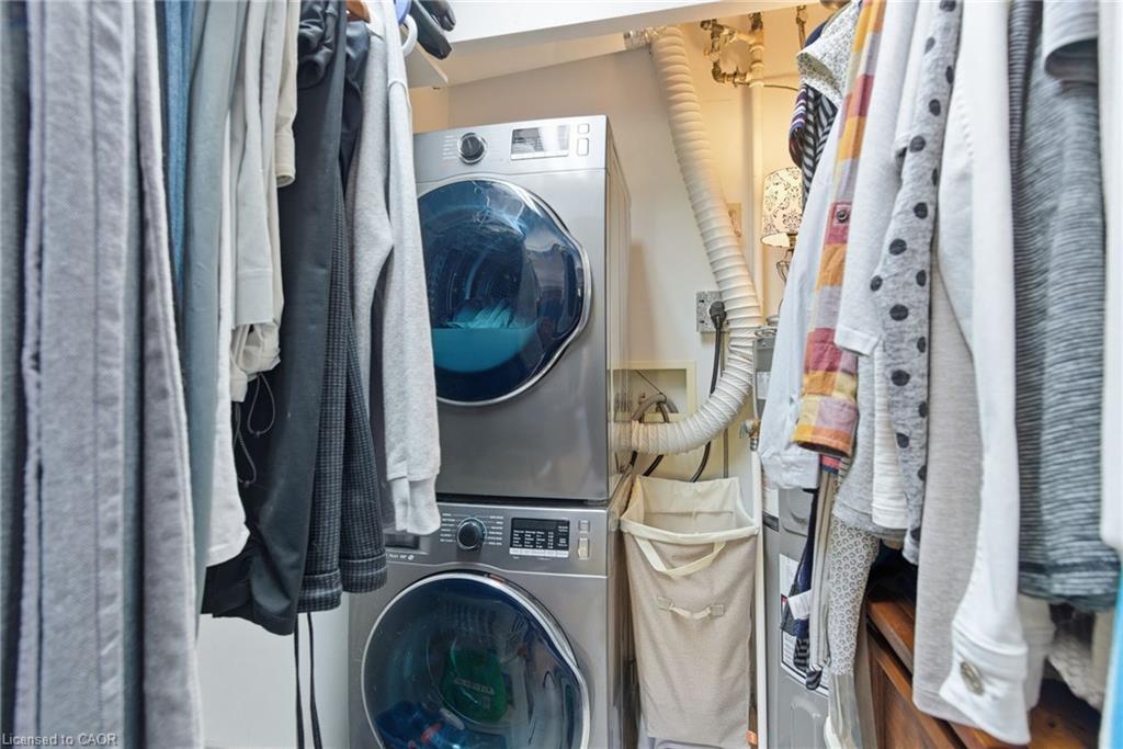 302-111 Smits Cove, Smithville, ON - Indoor Photo Showing Laundry Room