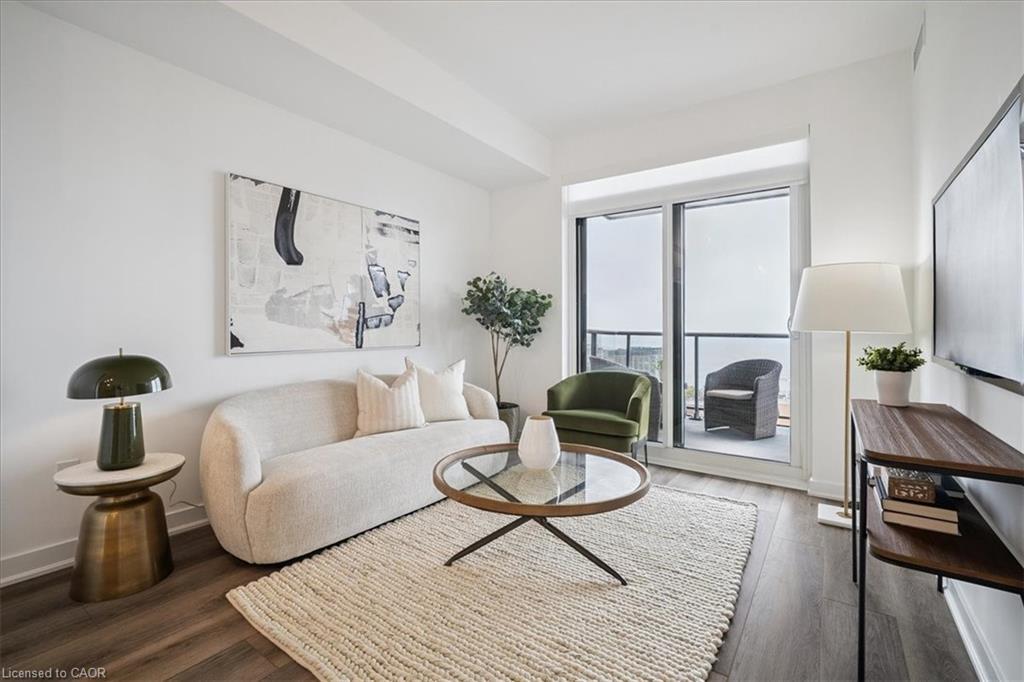 1405-2007 James Street, Burlington, ON - Indoor