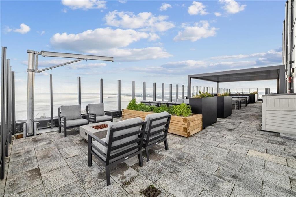 1405-2007 James Street, Burlington, ON - Outdoor