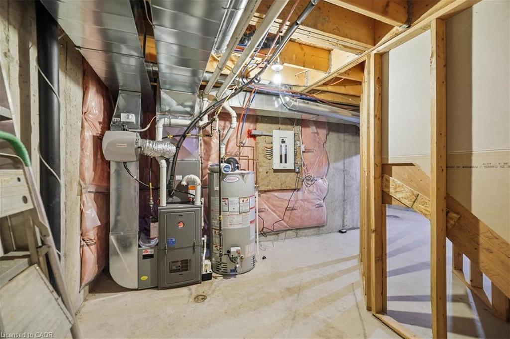 10 Cornflower Crescent, Hamilton, ON - Indoor Photo Showing Basement