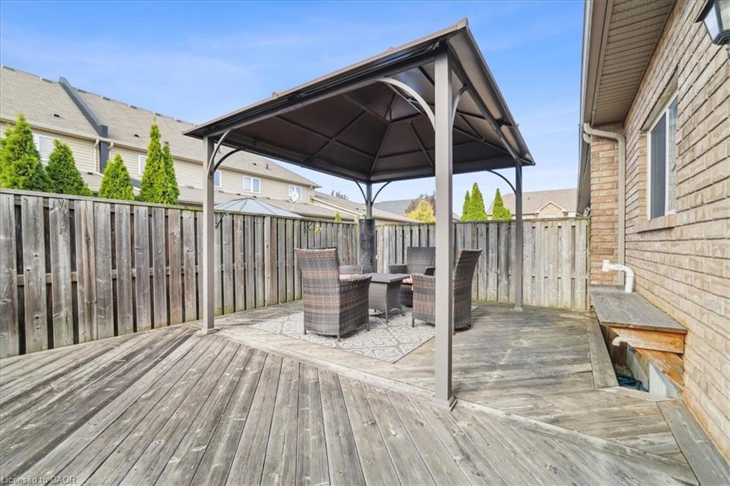10 Cornflower Crescent, Hamilton, ON - Outdoor With Deck Patio Veranda With Exterior