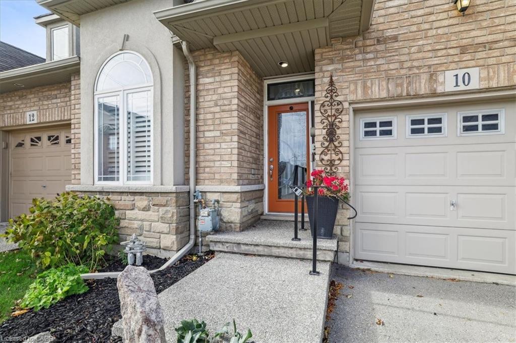 10 Cornflower Crescent, Hamilton, ON - Outdoor With Exterior