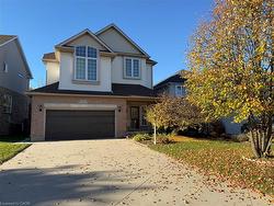 425 Old Oak Drive Waterloo, ON N2T 2V6