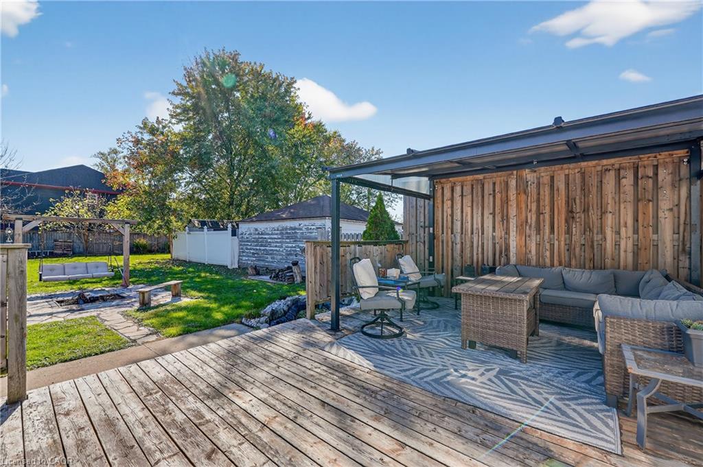 261 Gilmore Road, Fort Erie, ON - Outdoor With Deck Patio Veranda