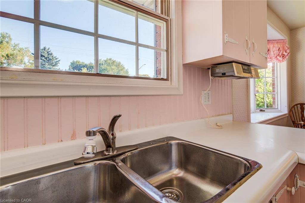 378 Stevenson Street N, Guelph, ON - Indoor Photo Showing Kitchen With Double Sink