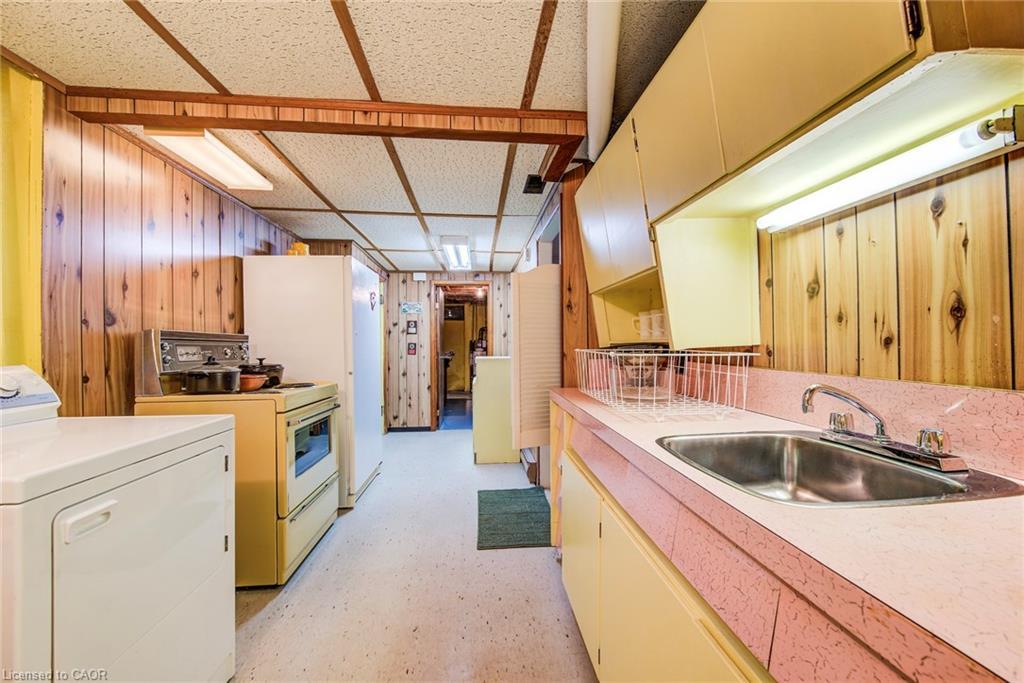 378 Stevenson Street N, Guelph, ON - Indoor Photo Showing Laundry Room