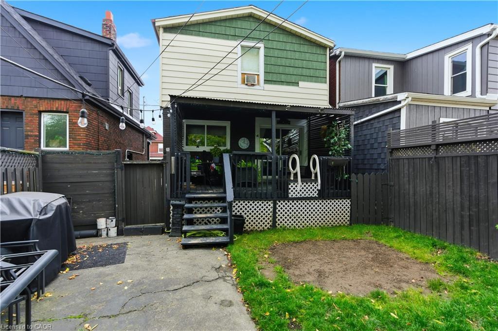 160 Balsam Avenue N, Hamilton, ON - Outdoor