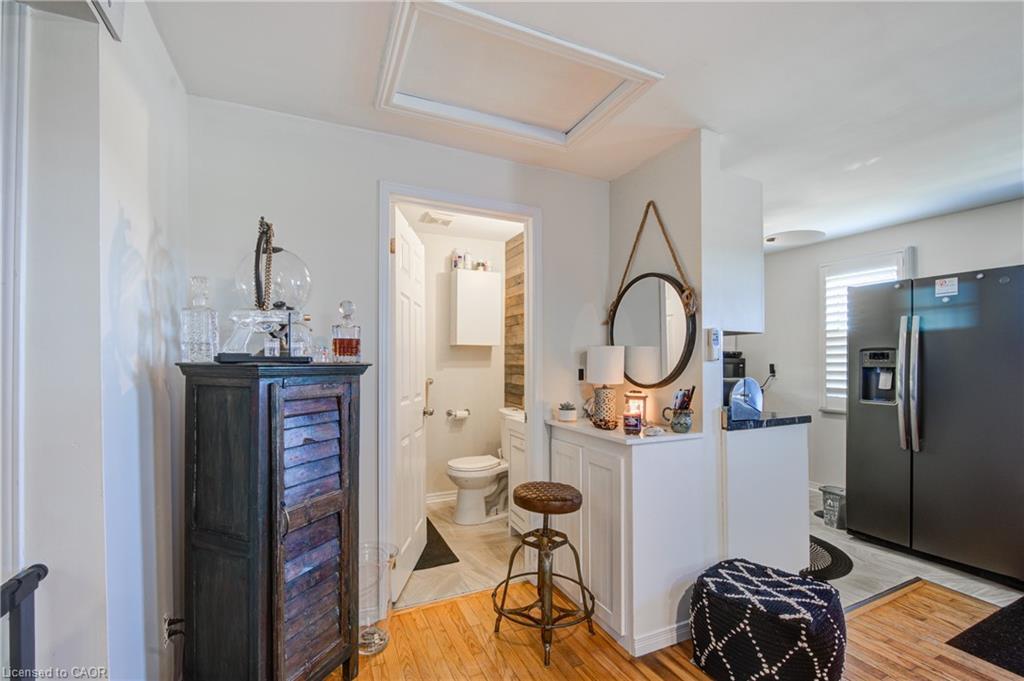 128 Dover Street, Otterville, ON - Indoor Photo Showing Other Room