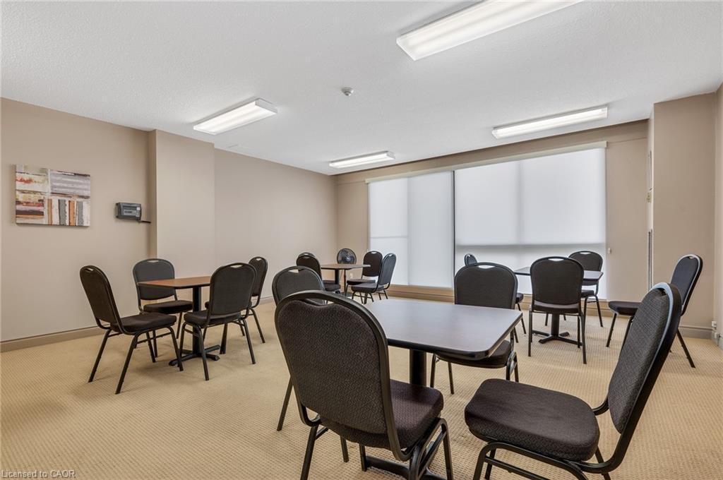 1206-2055 Upper Middle Road, Burlington, ON - Indoor