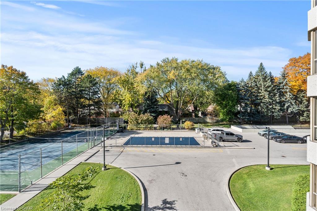 302-1201 North Shore Boulevard E, Burlington, ON - Outdoor