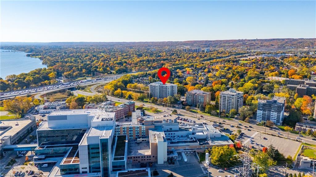 302-1201 North Shore Boulevard E, Burlington, ON - Outdoor With View