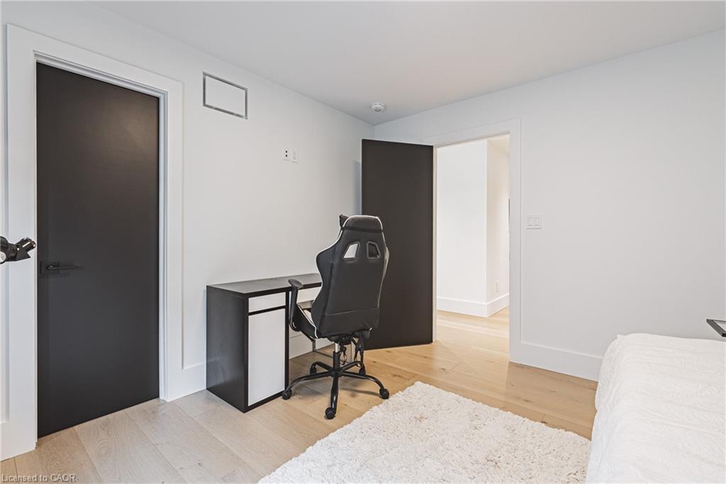 135 Eleanor Avenue, Hamilton, ON - Indoor