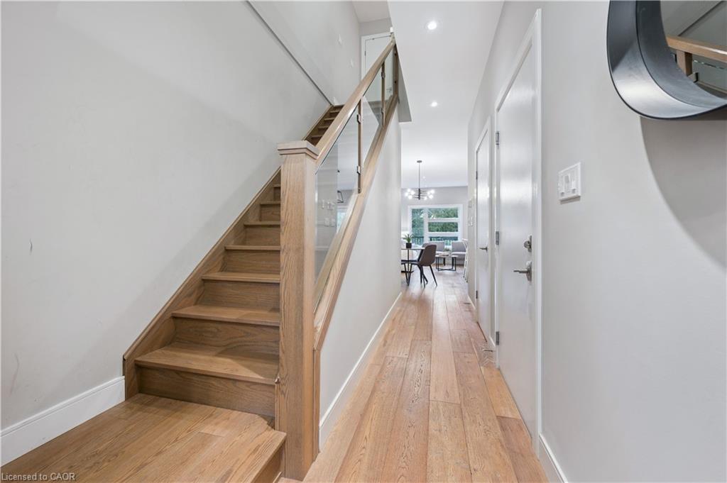 83-60 Arkell Road, Guelph, ON - Indoor Photo Showing Other Room