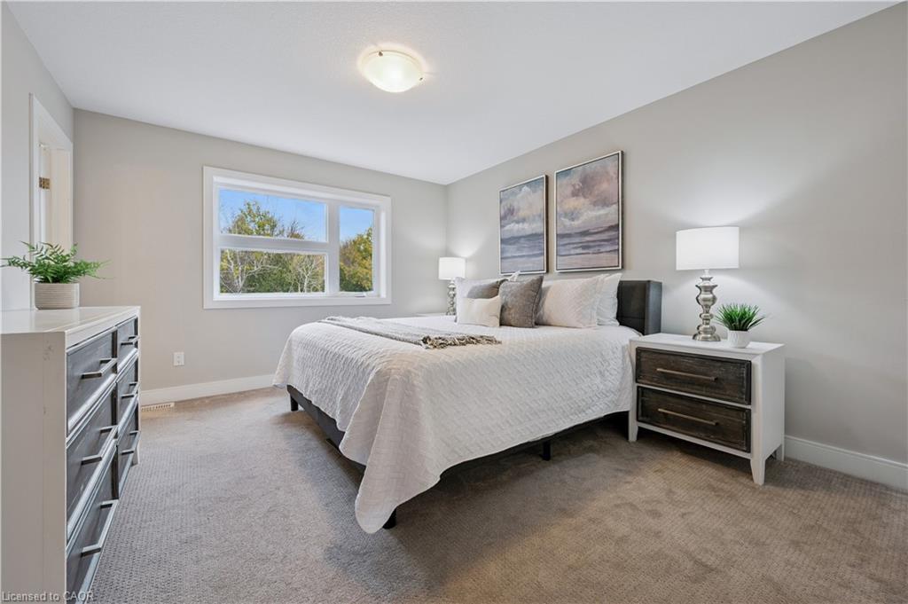 83-60 Arkell Road, Guelph, ON - Indoor Photo Showing Bedroom