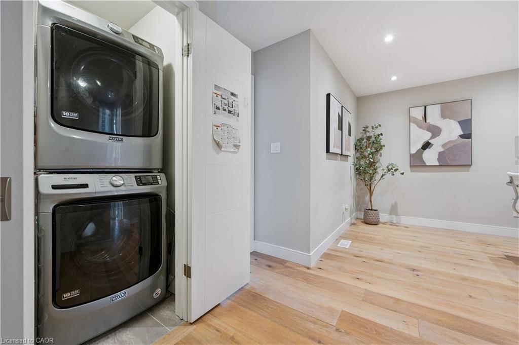 83-60 Arkell Road, Guelph, ON - Indoor Photo Showing Laundry Room