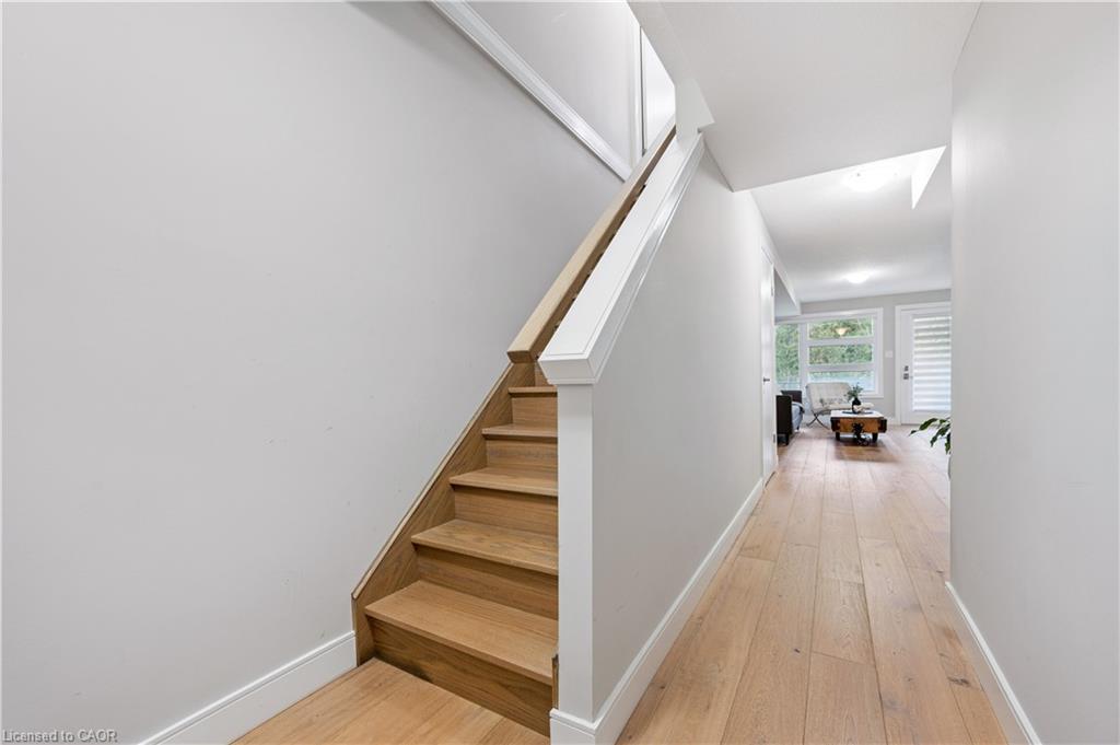 83-60 Arkell Road, Guelph, ON - Indoor Photo Showing Other Room