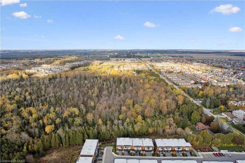 83-60 Arkell Road, Guelph, ON - Outdoor With View