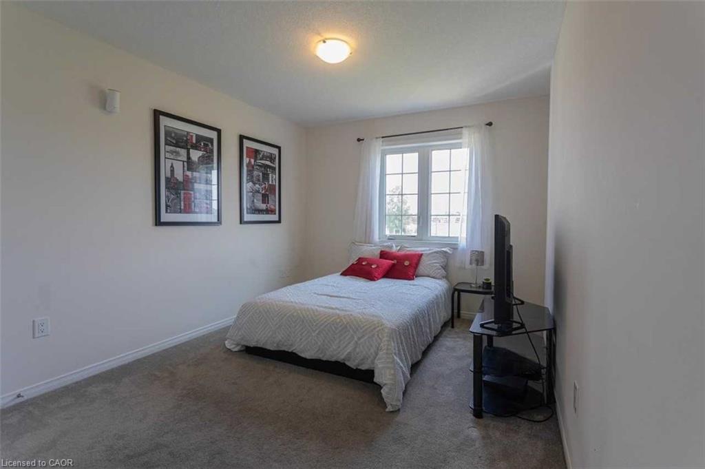 3 Cooke Avenue, Brantford, ON - Indoor Photo Showing Bedroom