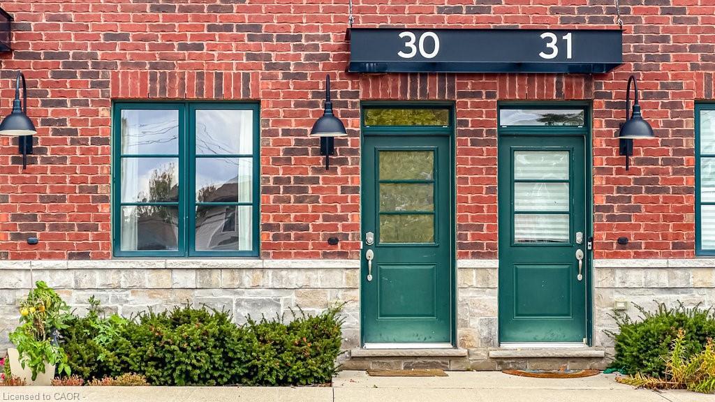 30-290 Barton Street W, Hamilton, ON - Outdoor