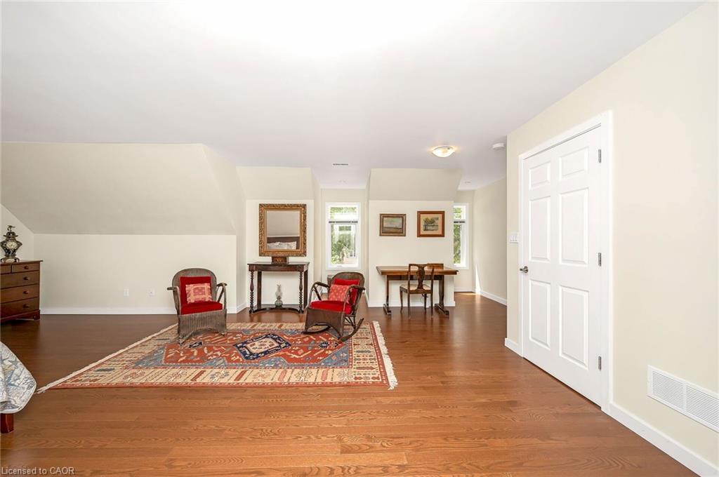 285 Surrey Drive, Oakville, ON - Indoor