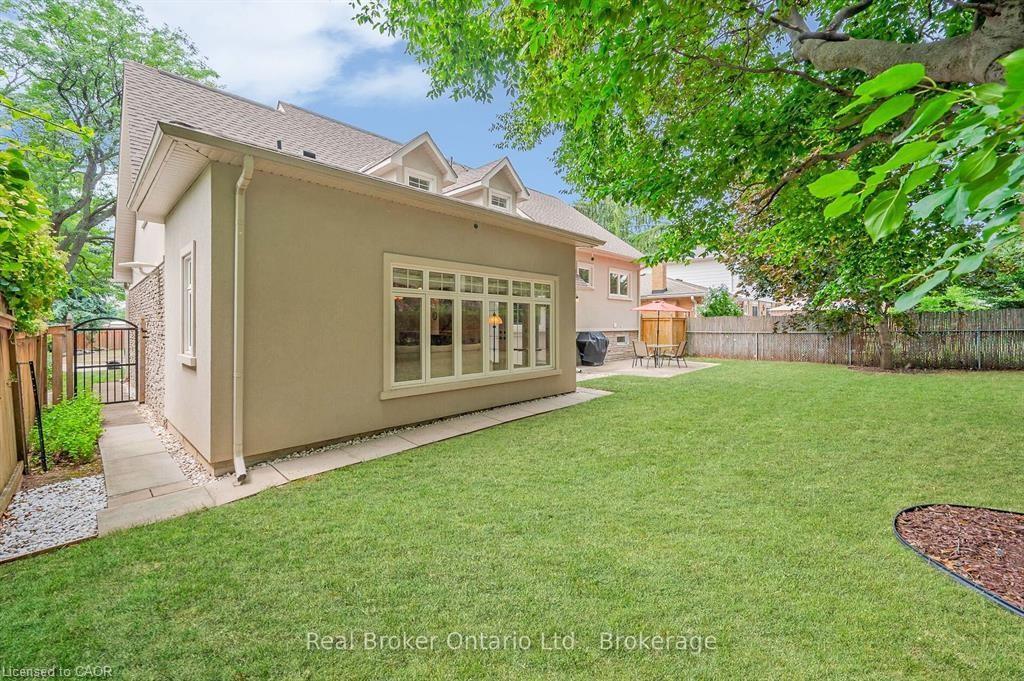 285 Surrey Drive, Oakville, ON - Outdoor With Exterior