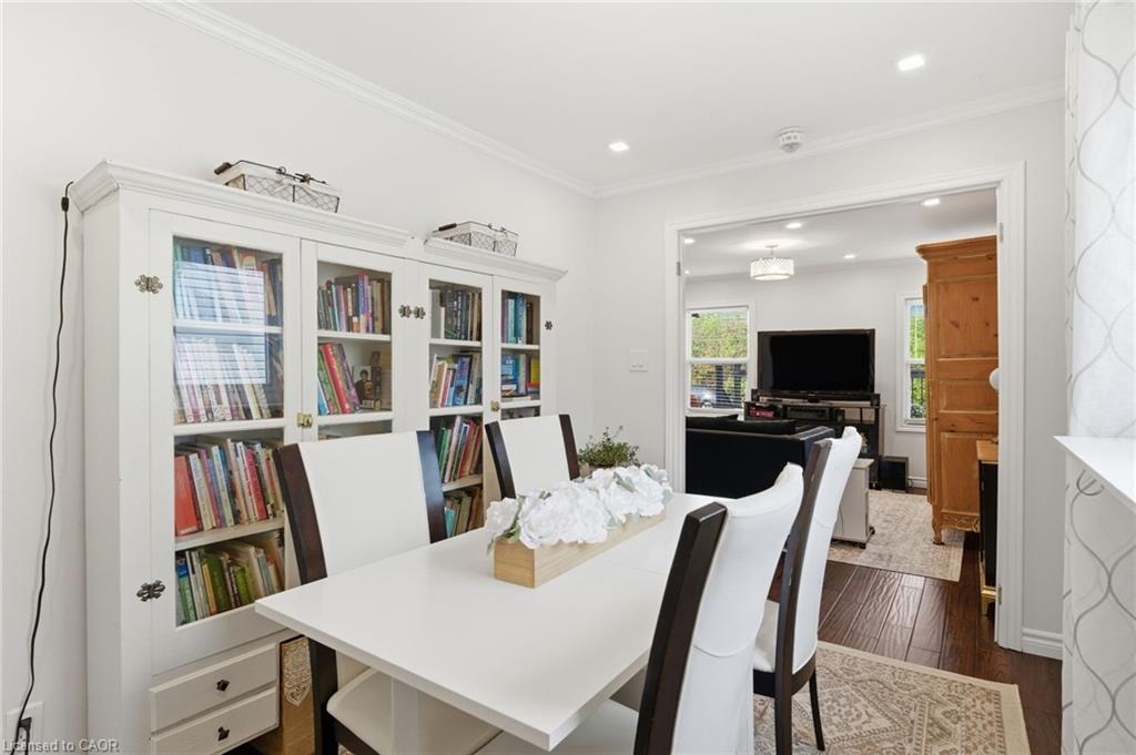 564 Walmer Road, Hamilton, ON - Indoor Photo Showing Dining Room