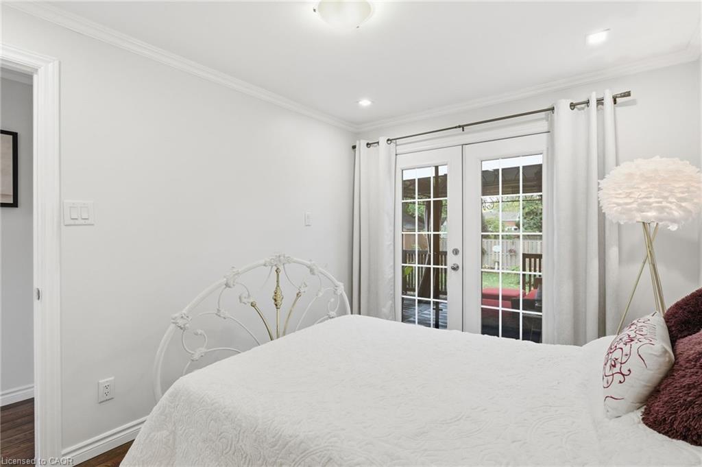 564 Walmer Road, Hamilton, ON - Indoor Photo Showing Bedroom