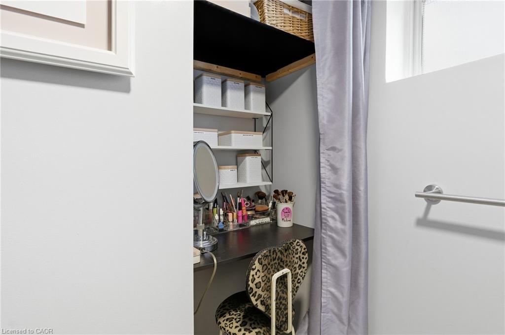 564 Walmer Road, Hamilton, ON - Indoor