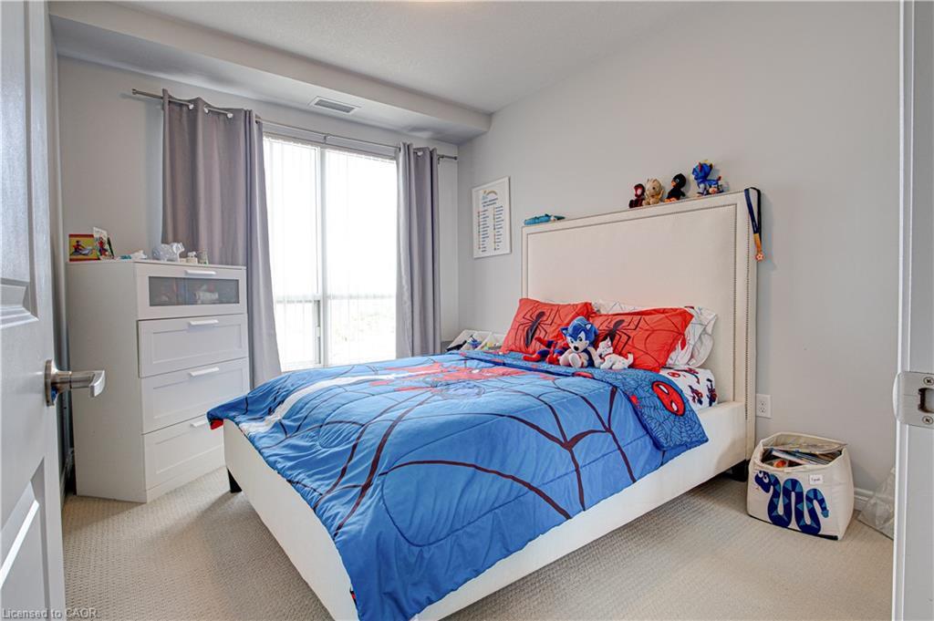1106-539 Belmont Avenue, Kitchener, ON - Indoor Photo Showing Bedroom