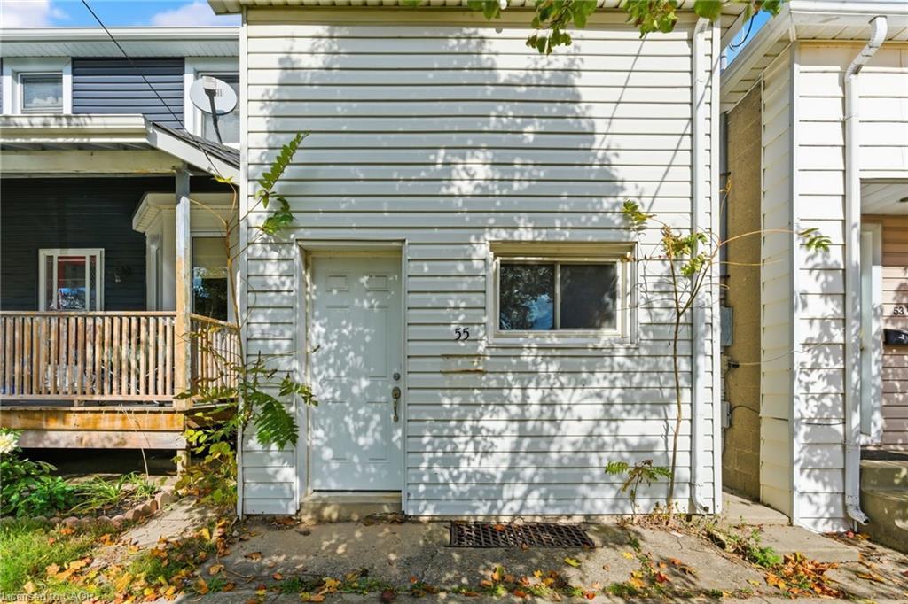 53 1/2-55 Duke Street, Brantford, ON - Outdoor