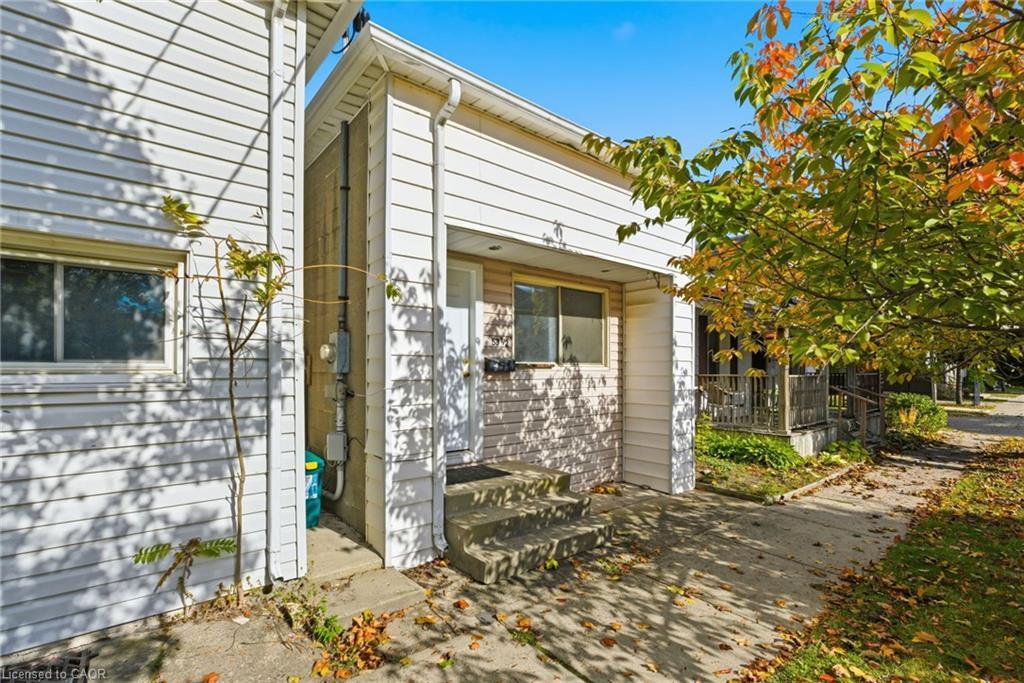 53 1/2-55 Duke Street, Brantford, ON - Outdoor