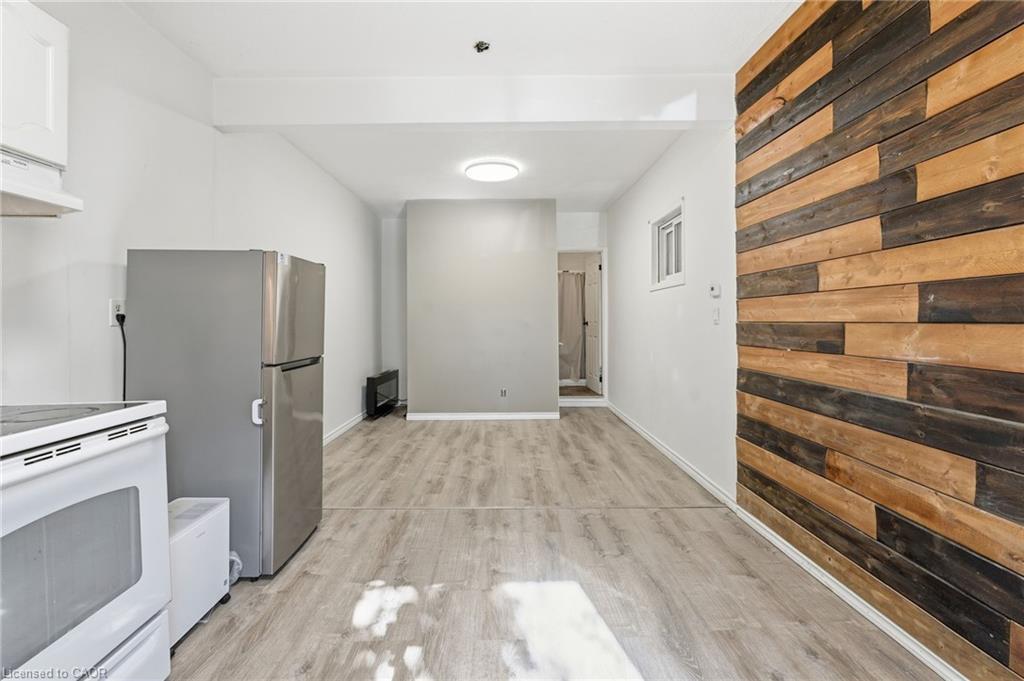 53 1/2-55 Duke Street, Brantford, ON - Indoor