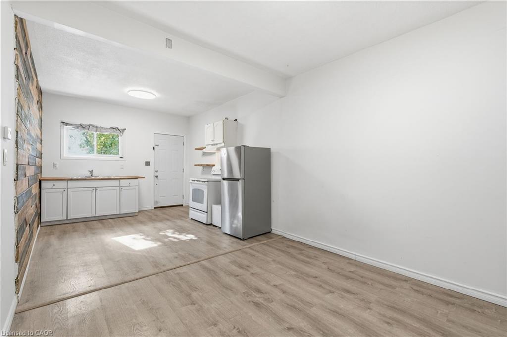 53 1/2-55 Duke Street, Brantford, ON - Indoor