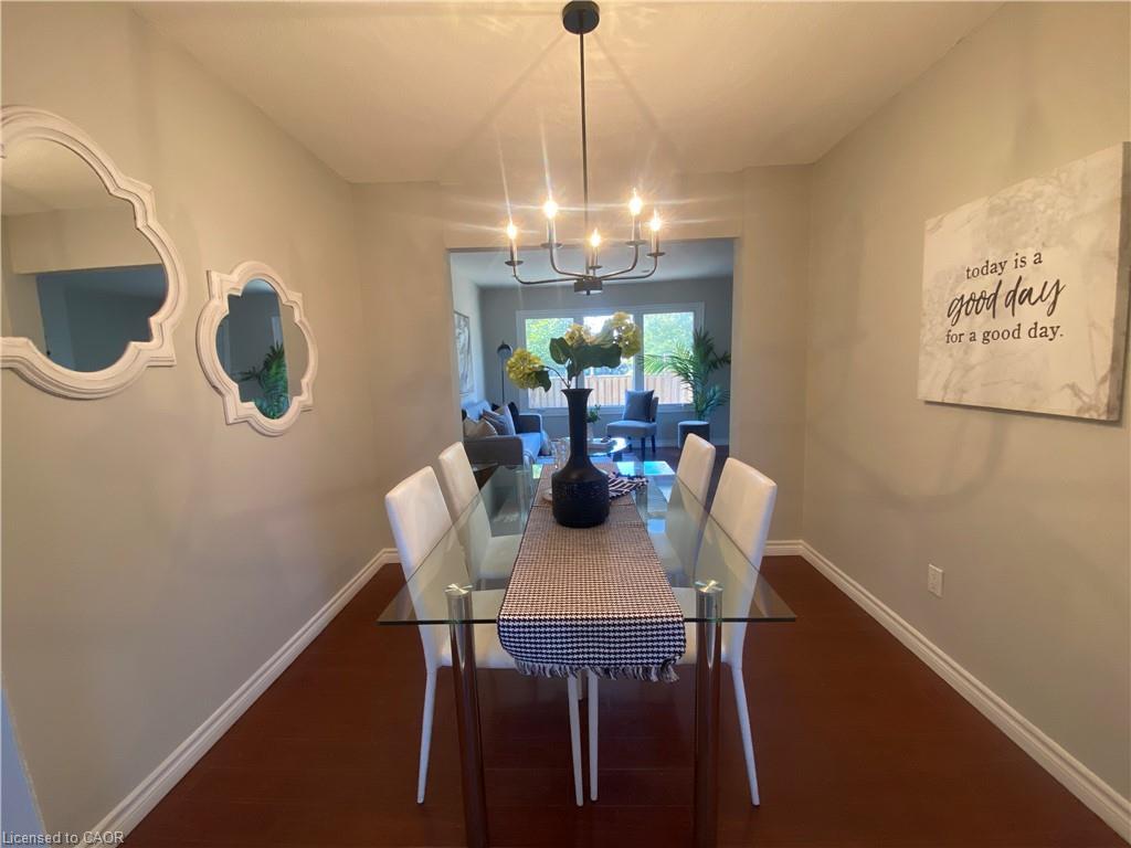 3-1025 Upper Gage Avenue, Hamilton, ON - Indoor Photo Showing Dining Room