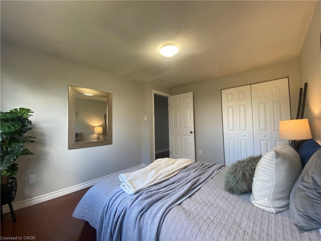 3-1025 Upper Gage Avenue, Hamilton, ON - Indoor Photo Showing Bedroom