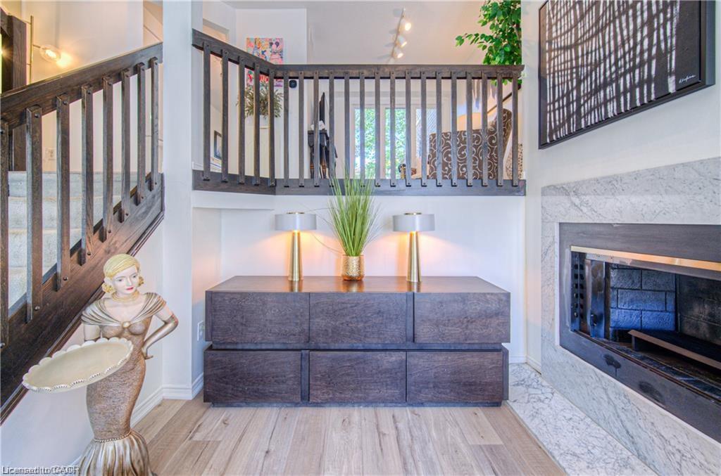 56-225 Benjamin Road, Waterloo, ON - Indoor Photo Showing Other Room