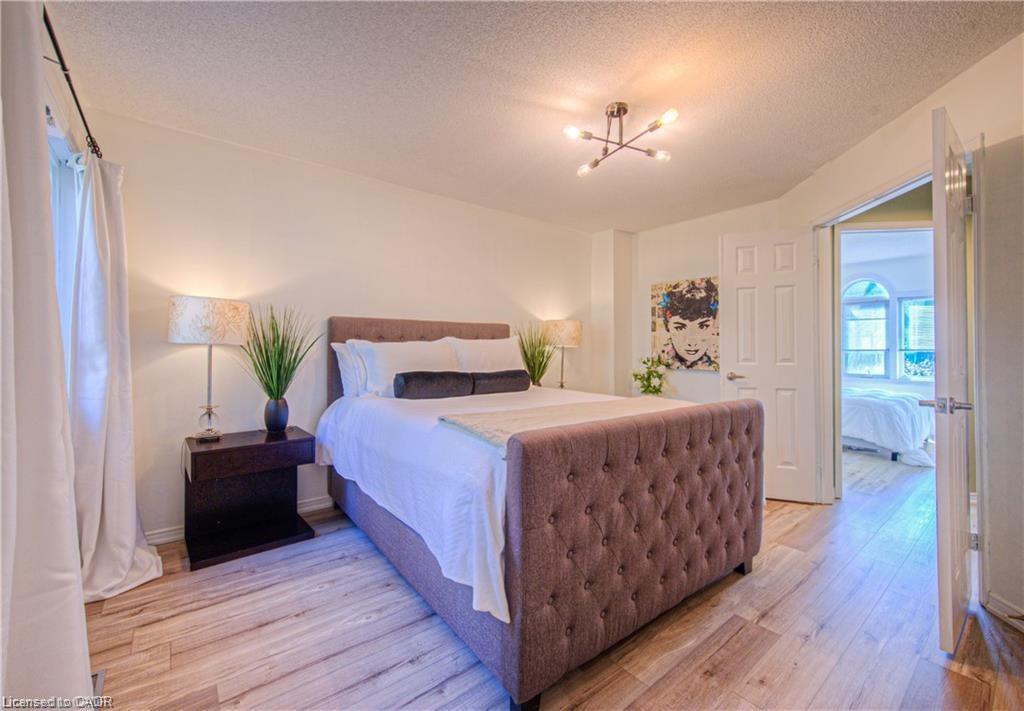 56-225 Benjamin Road, Waterloo, ON - Indoor Photo Showing Bedroom