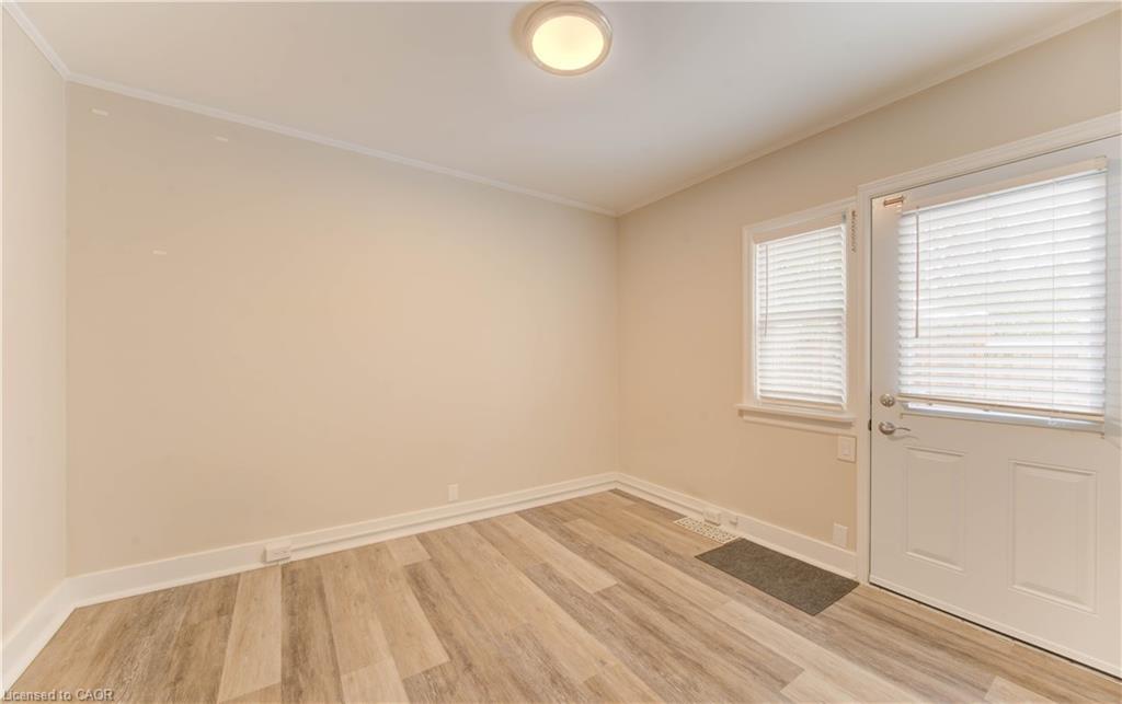 19 Fairview Avenue, Kitchener, ON - Indoor Photo Showing Other Room