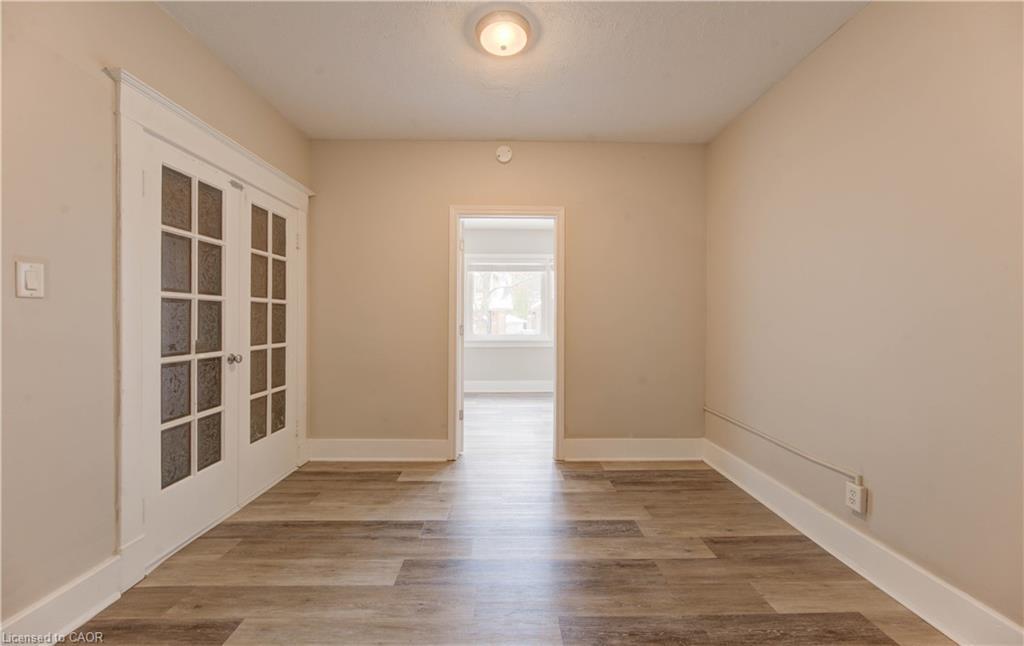 19 Fairview Avenue, Kitchener, ON - Indoor Photo Showing Other Room