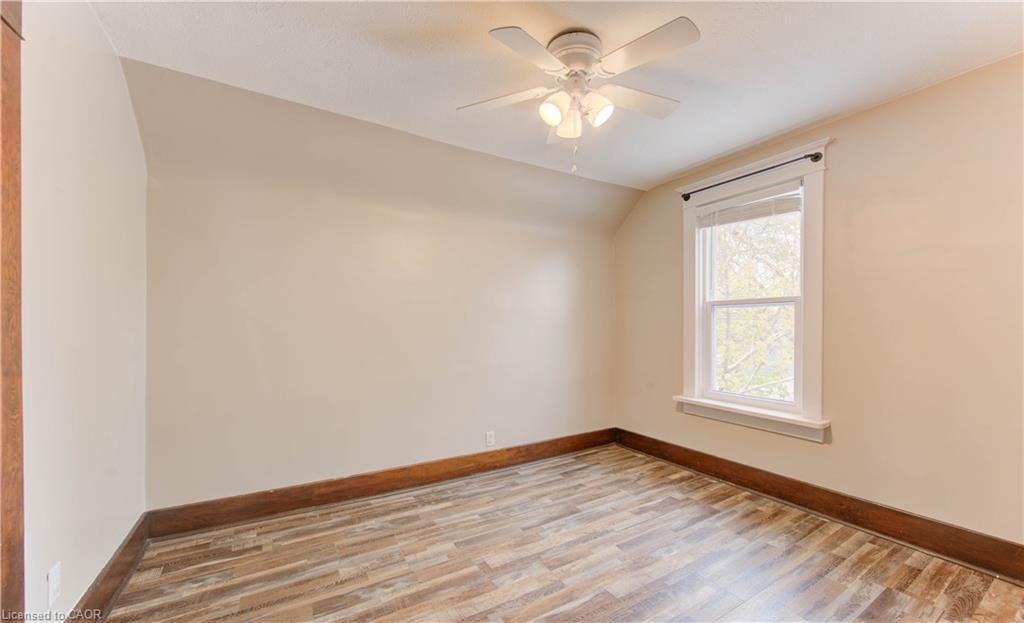 19 Fairview Avenue, Kitchener, ON - Indoor Photo Showing Other Room