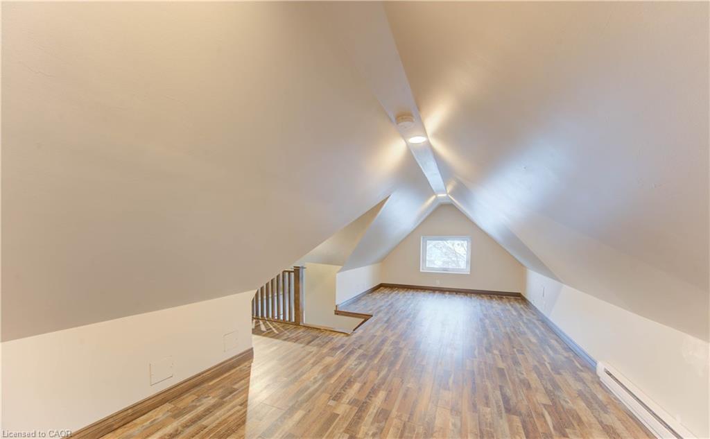 19 Fairview Avenue, Kitchener, ON - Indoor Photo Showing Other Room