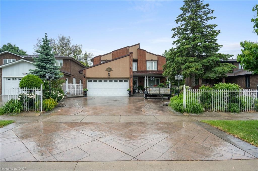2545 Pollard Drive, Mississauga, ON - Outdoor