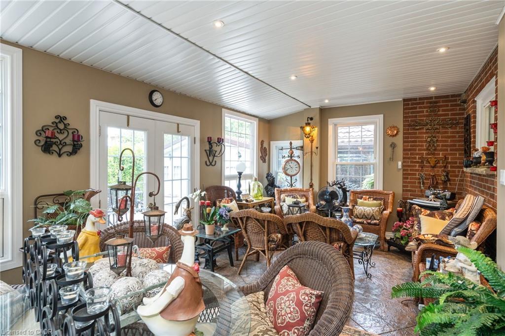 2545 Pollard Drive, Mississauga, ON - Outdoor