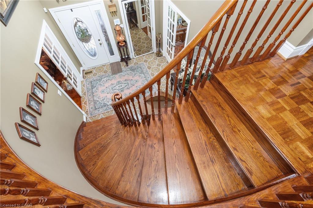 2545 Pollard Drive, Mississauga, ON - Indoor Photo Showing Other Room